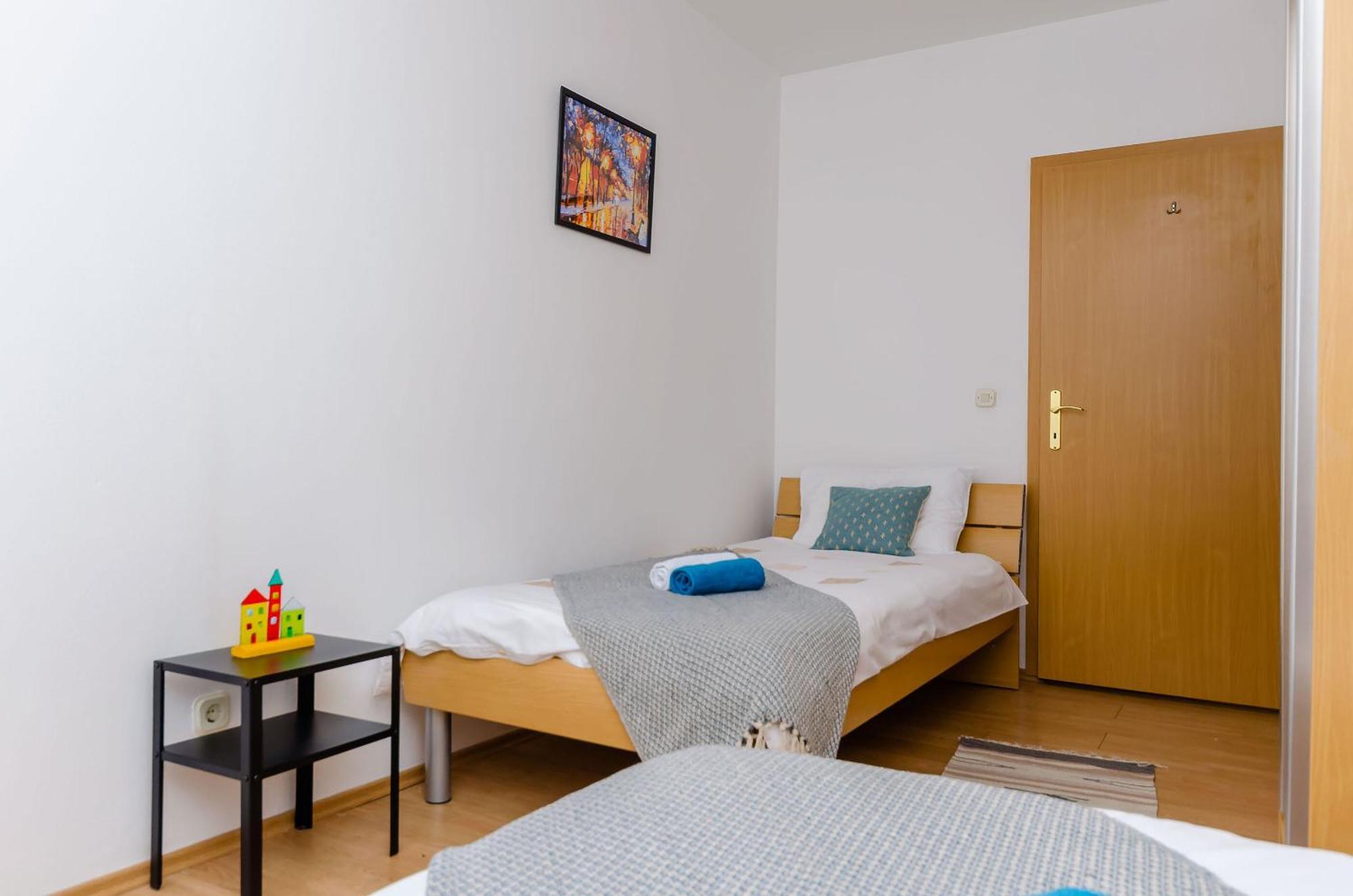 Apartment Mario Трогир Екстериор снимка